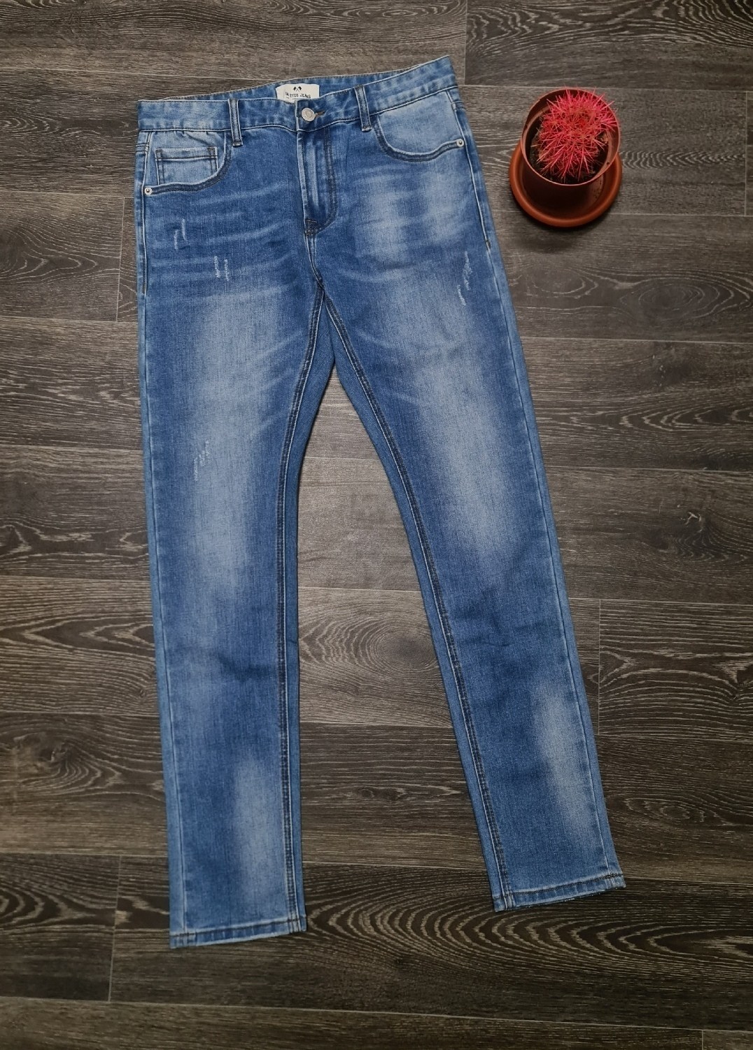 одежда джинсы,джинсы модные,стильные джинсы,мужские джинсы,джинсы широкие