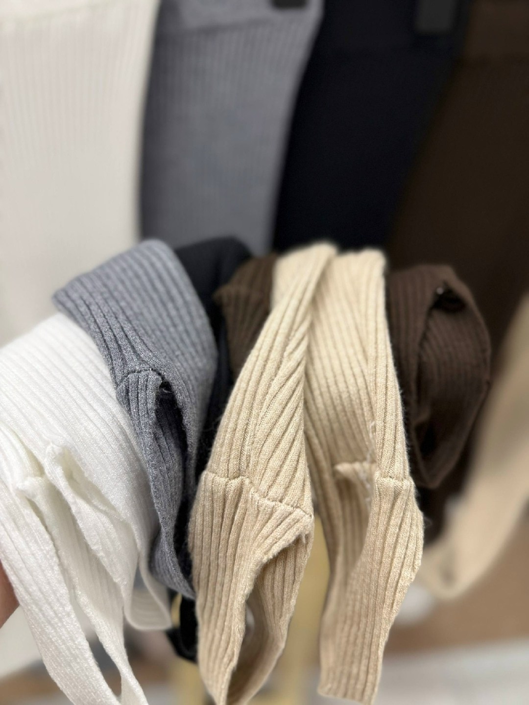 легинсы женские,легинсы трикотажные,вязаные леггинсы,трикотажные леггинсы,леггинсы в рубчик