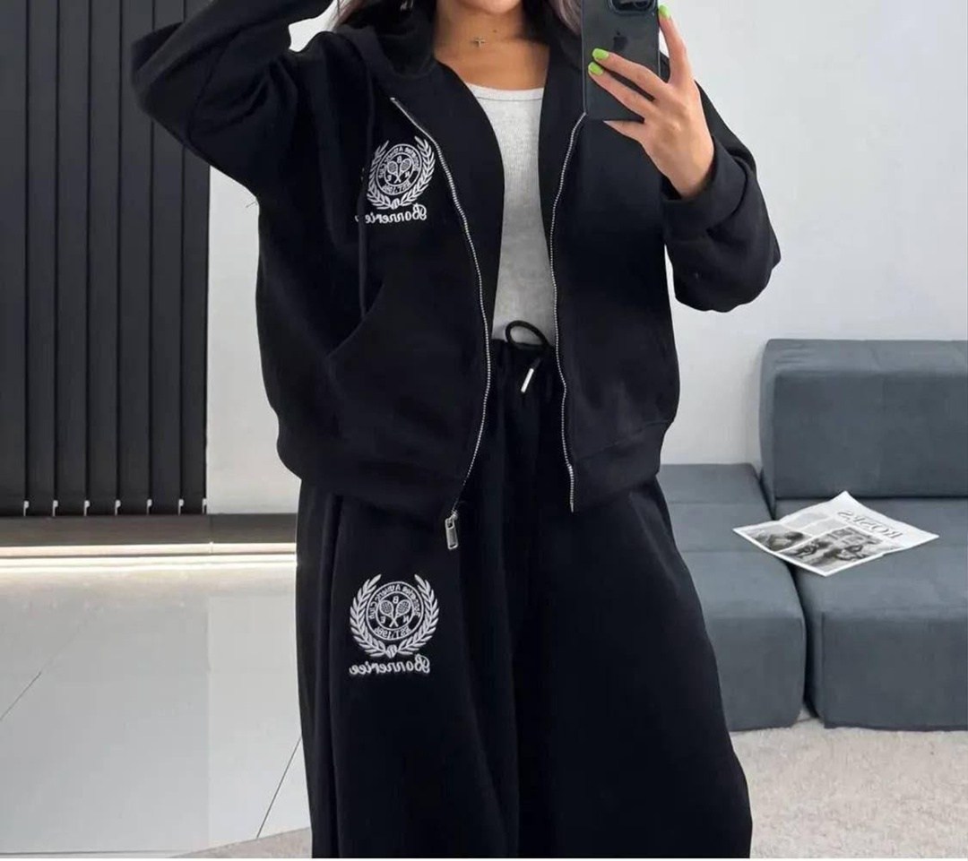 костюмы спортивные женские,стильные костюмы,спортивные костюмы,костюмы женские,трикотажный костюм