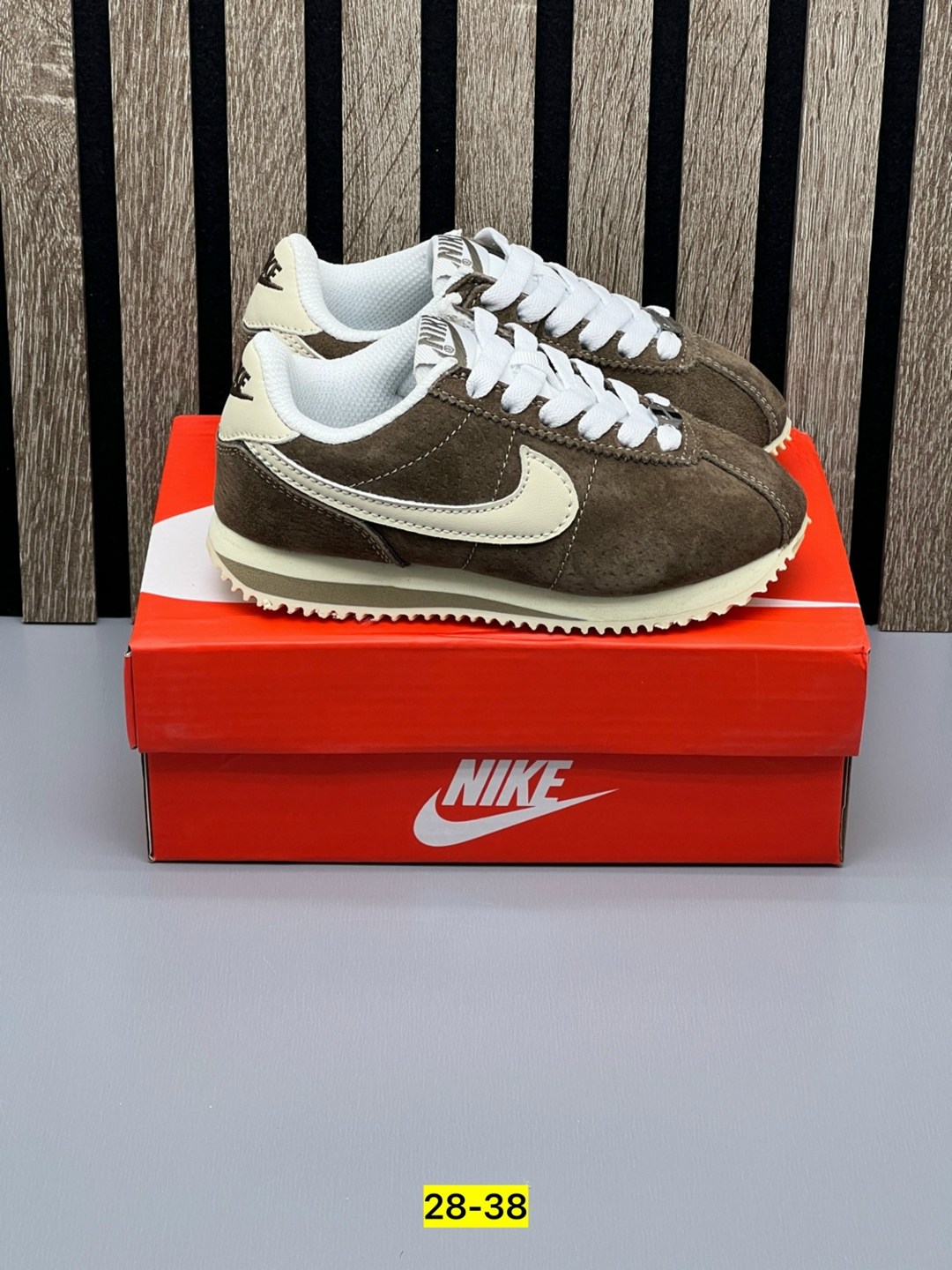 кроссовки замша,кроссовки коричневые,кроссовки кортесы коричневые,кроссовки nike cortez,кроссовки cortez