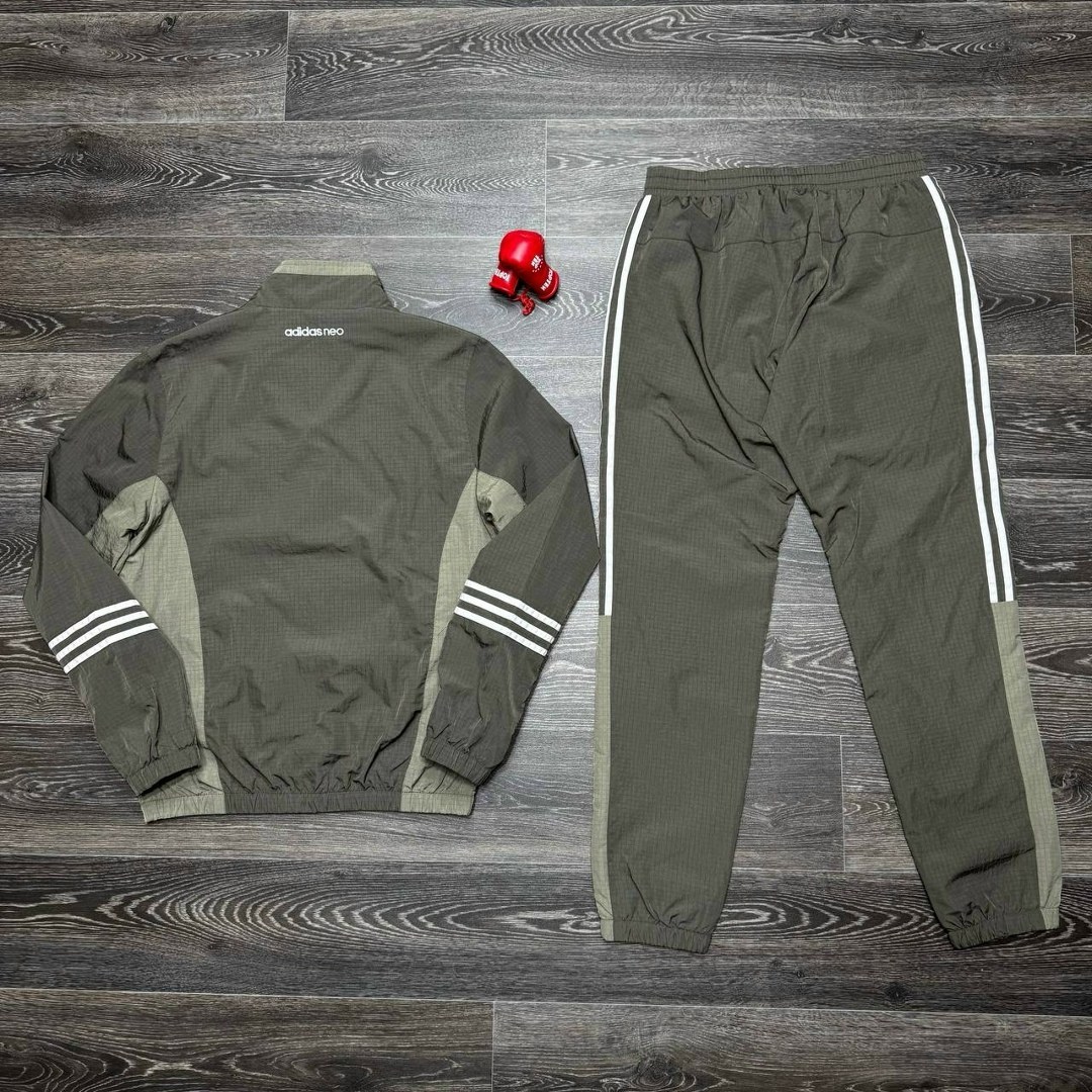 спортивный костюм adidas originals,спортивный костюм adidas,мужские спортивные костюмы,мужская спортивная одежда,спортивные костюмы для мужчин