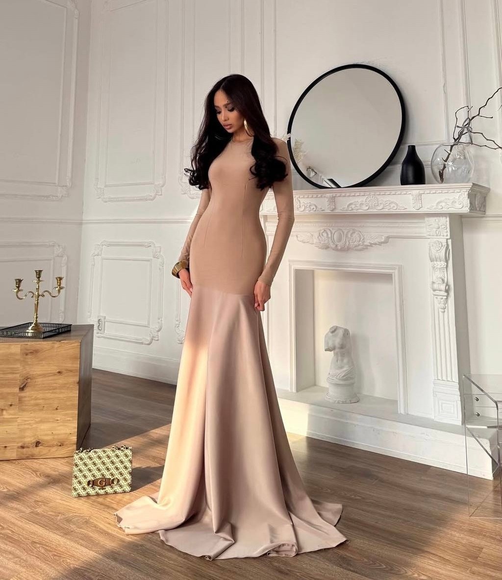 элегантные платья,платье вечернее,платье длинное облегающее,платье черное,длинное платье