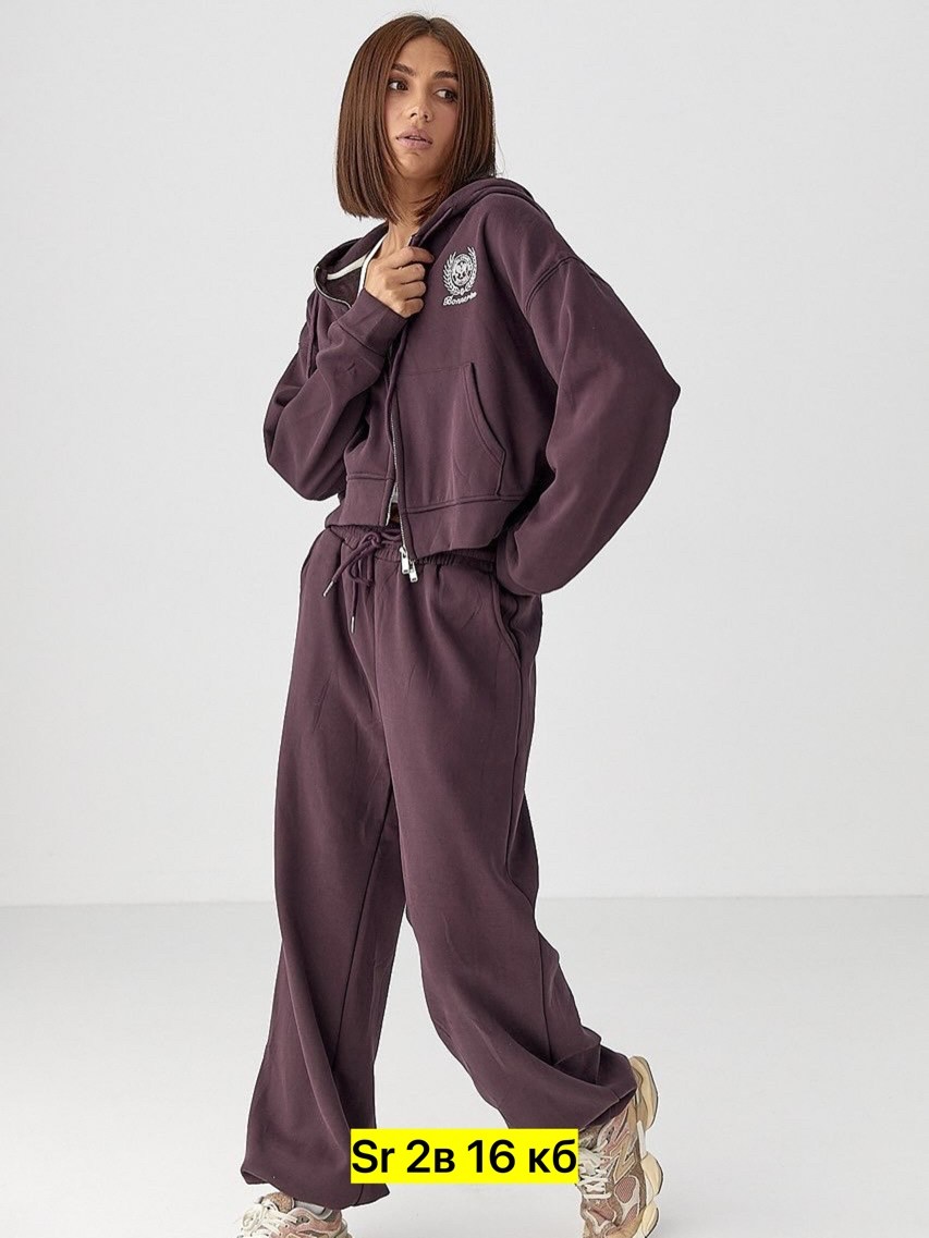 костюмы спортивные женские,стильные костюмы,спортивные костюмы,костюм женские спортивные костюмы,женские костюмы