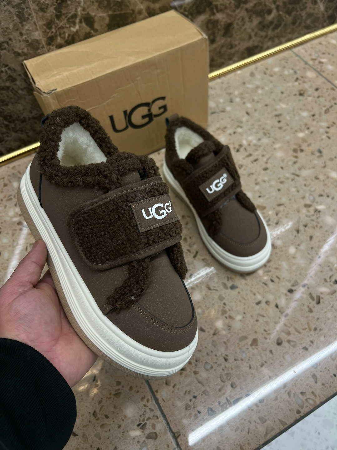 ,кроссовки ugg,кроссовки женскиe,зимние женские кроссовки,обуви