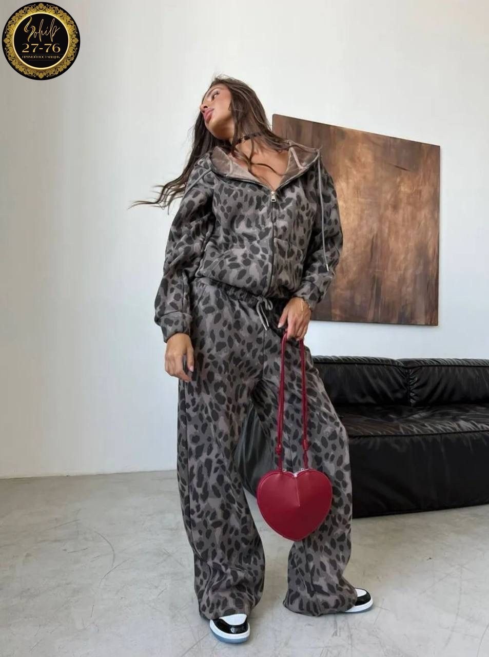 леопардовые костюмы,костюм леопардовый женский,костюм с принтом,костюм на флисе,костюм женский леопард