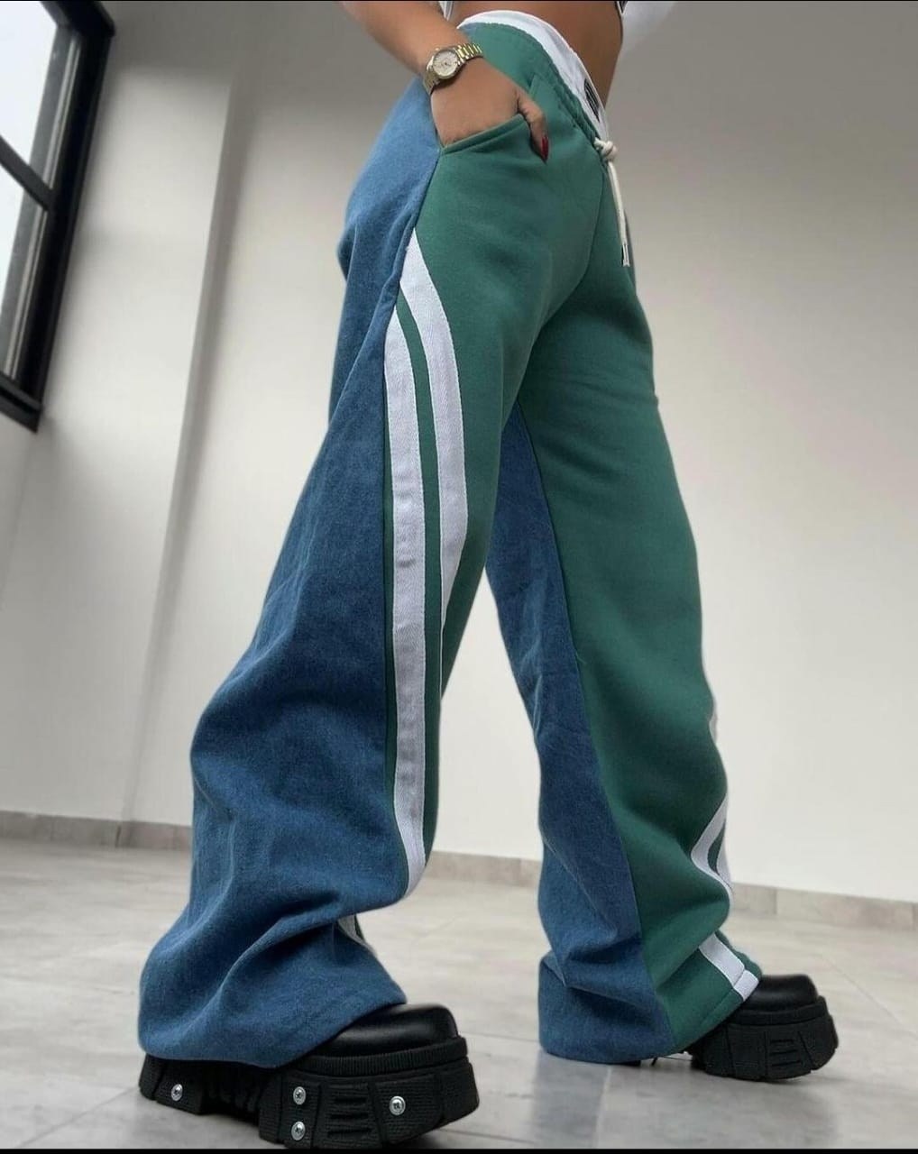 модные штаны,женские штаны,брюки модные,брюки спортивные женская,спортивные брюки с кулиской