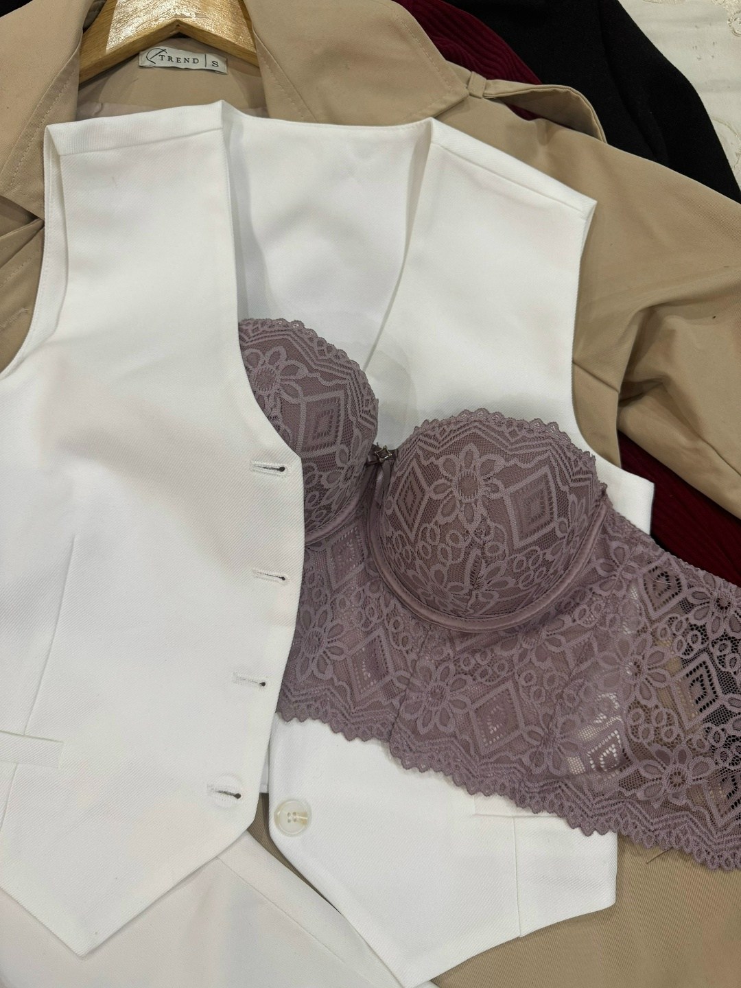 бюстье,бюстье корсет,нижнее белье женский,бюстье кружевное,бюстгальтер