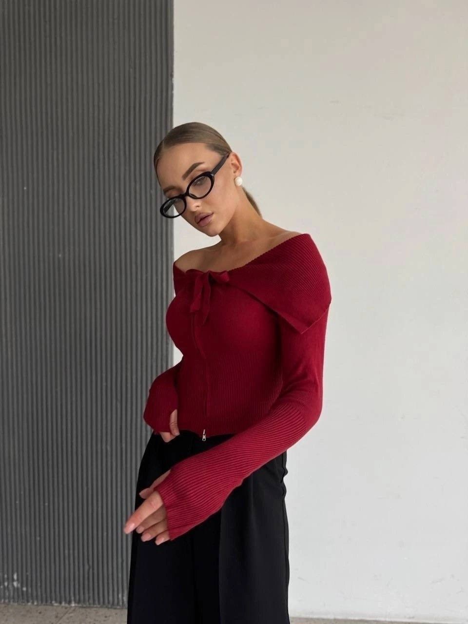 кофта с открытыми плечами,свитер с открытыми плечами,джемпер с открытыми плечами,джемпера женские,свитер укороченная