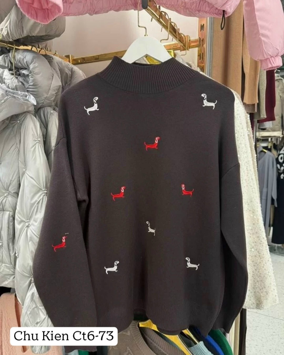 свитера женские,модные свитера,свитер с вышивкой,свитер,женский свитер с вышивкой