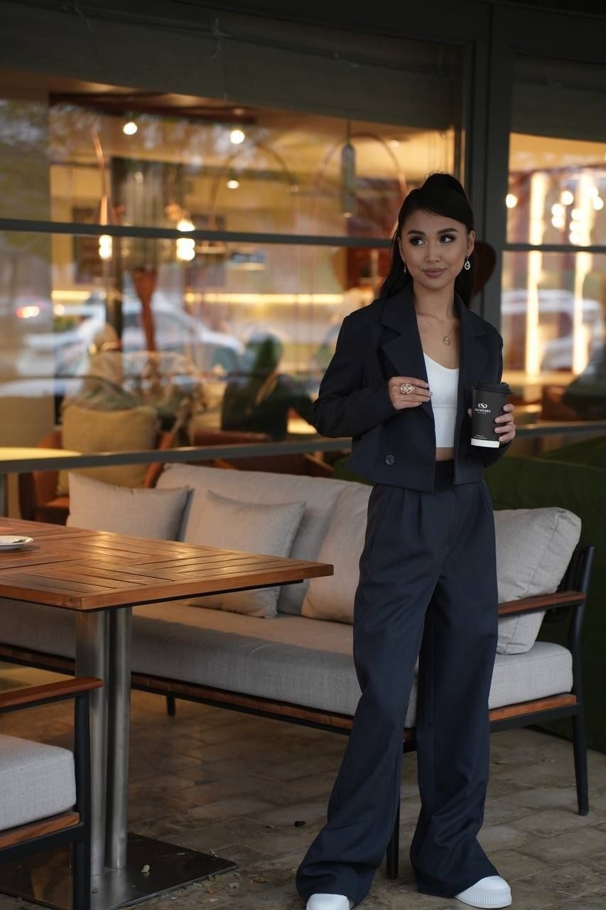 костюмы брючные,костюмы женские брючные,костюм брючный деловой классический,жакет двубортный,костюмы классические