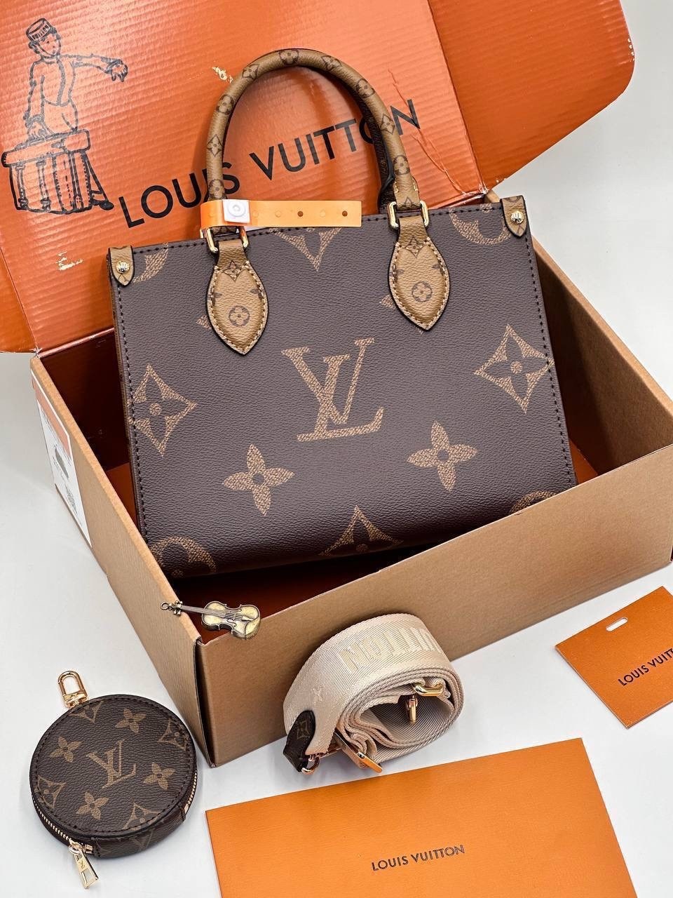 сумка на плечо louis vuitton,louis vuitton сумка,louis vuitton женская сумка,луи виттон сумка onthego,сумка