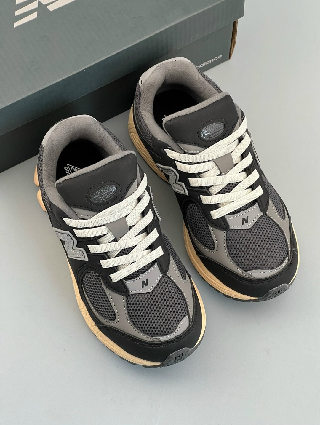 кроссовки,кроссовки new balance, кроссовки,кроссовки new balance 2002,кроссовки new balance 2002 r