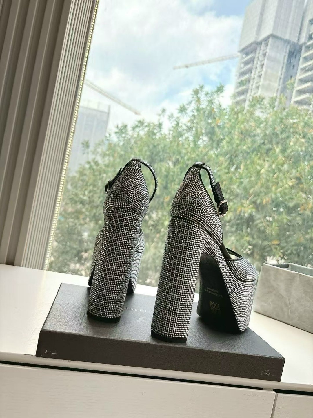 босоножки balenciaga,,туфли balenciaga,белые каблуки,каблук 15 см