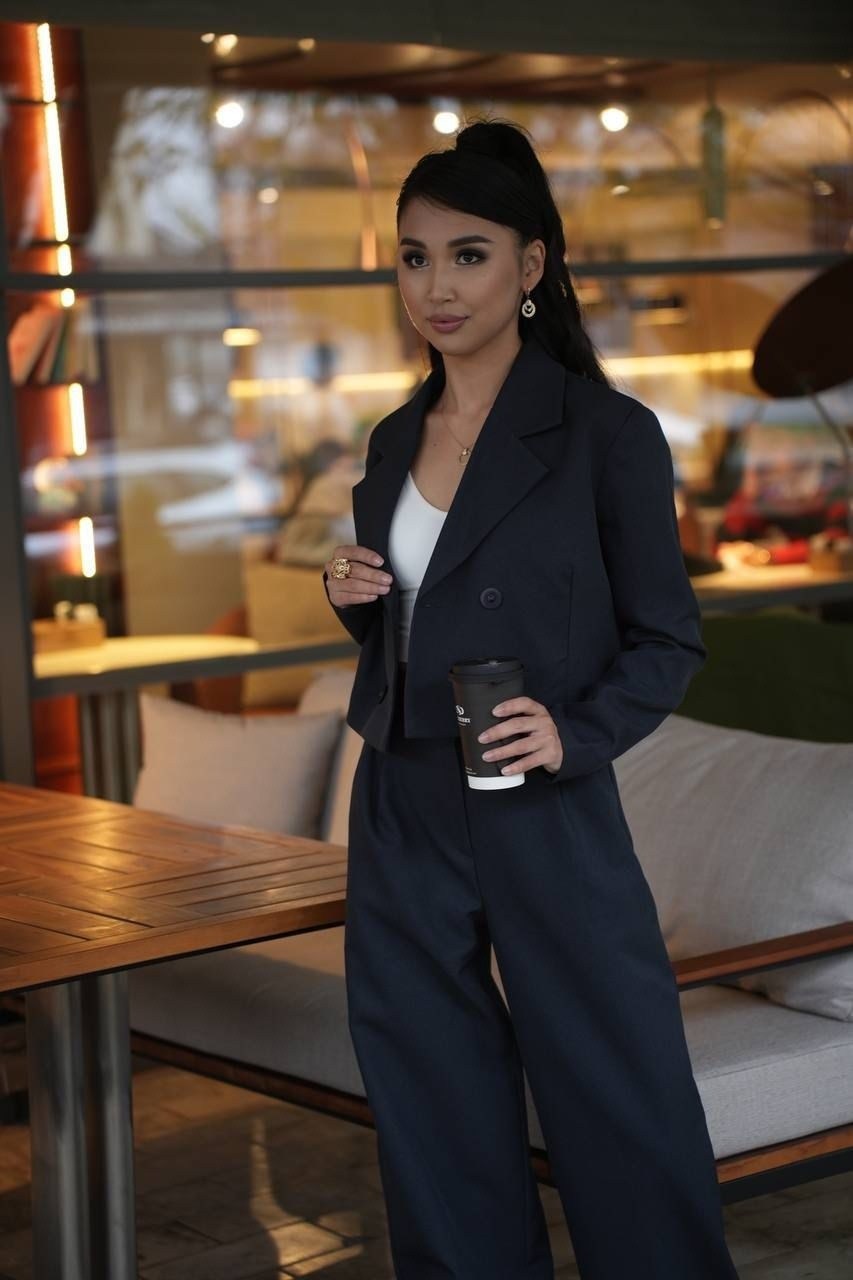 костюмы брючные,костюмы женские брючные,костюм брючный деловой классический,жакет двубортный,костюмы классические