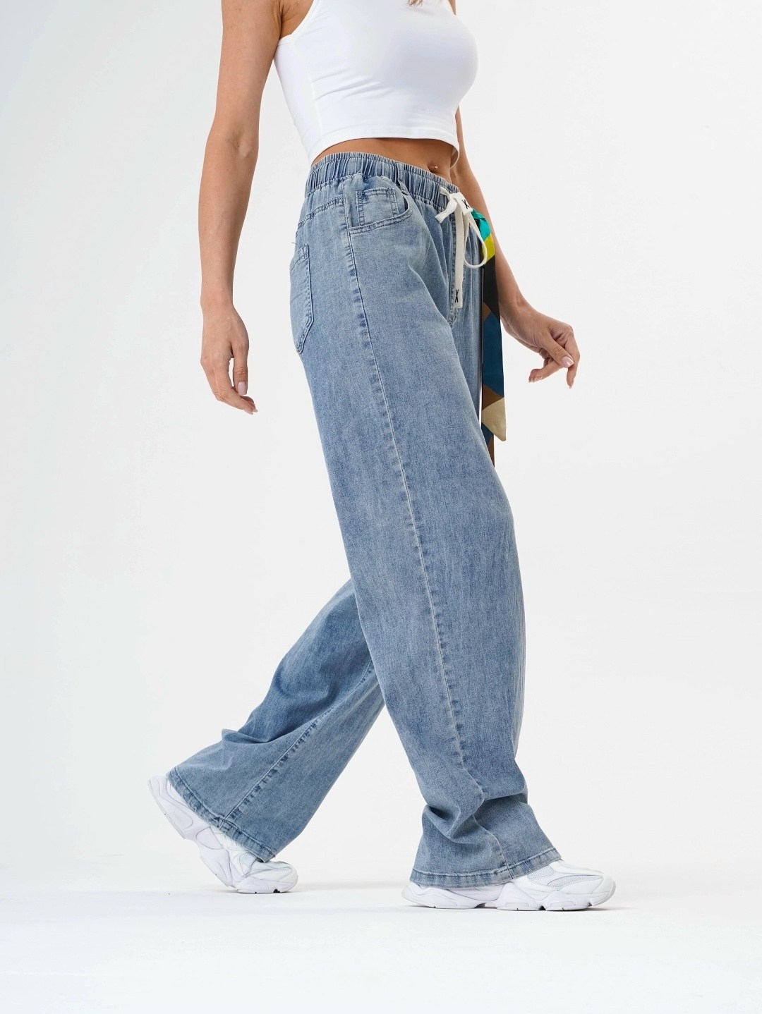 штаны джинсы,джинсы брюки,джинсы голубой,джинсы светлые,джинсы женские