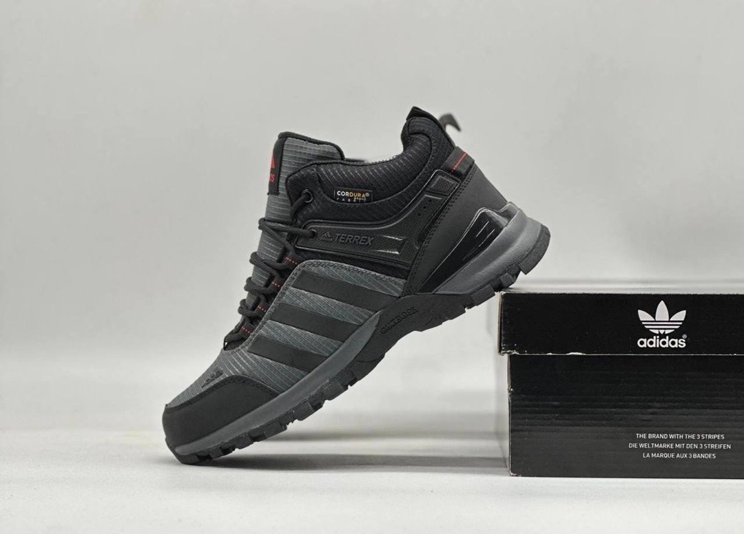 мужские зимние кроссовки adidas climaproof черные,зимние кроссовки adidas climaproof,кроссовки adidas climaproof,кроссовки adidas terrex,кроссовки адидас терекс мужские