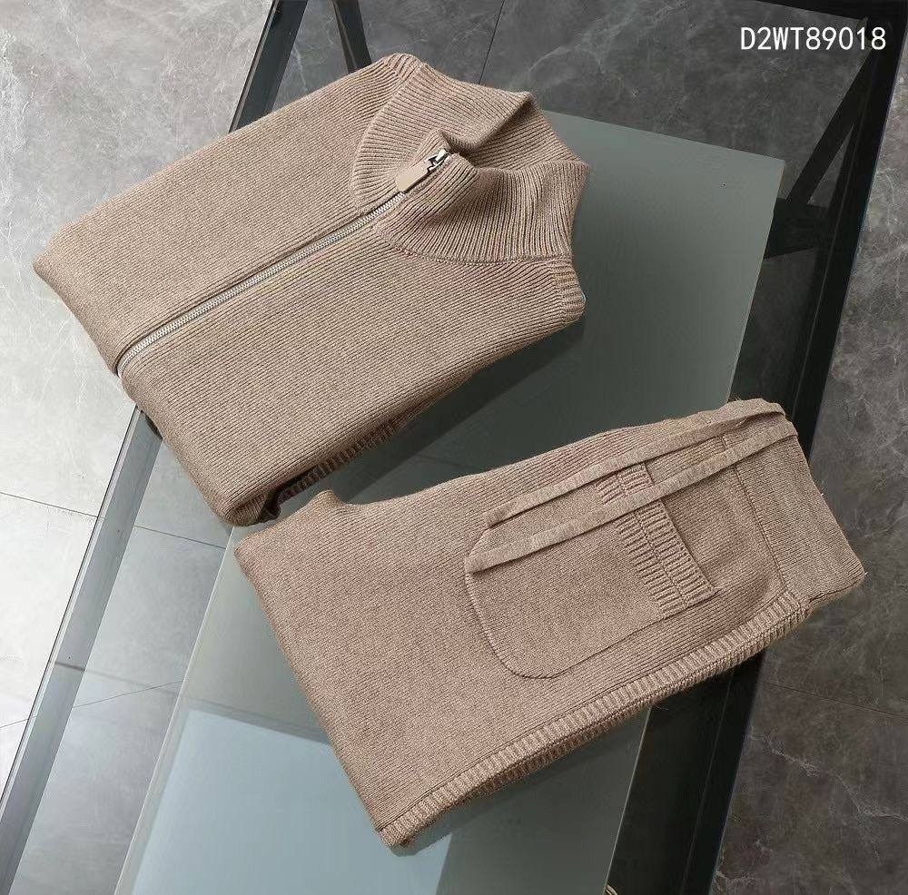 спортивный костюм loro piana,кашемировый костюм,трикотажные костюмы,кашемировый костюм женский,костюм из кашемира