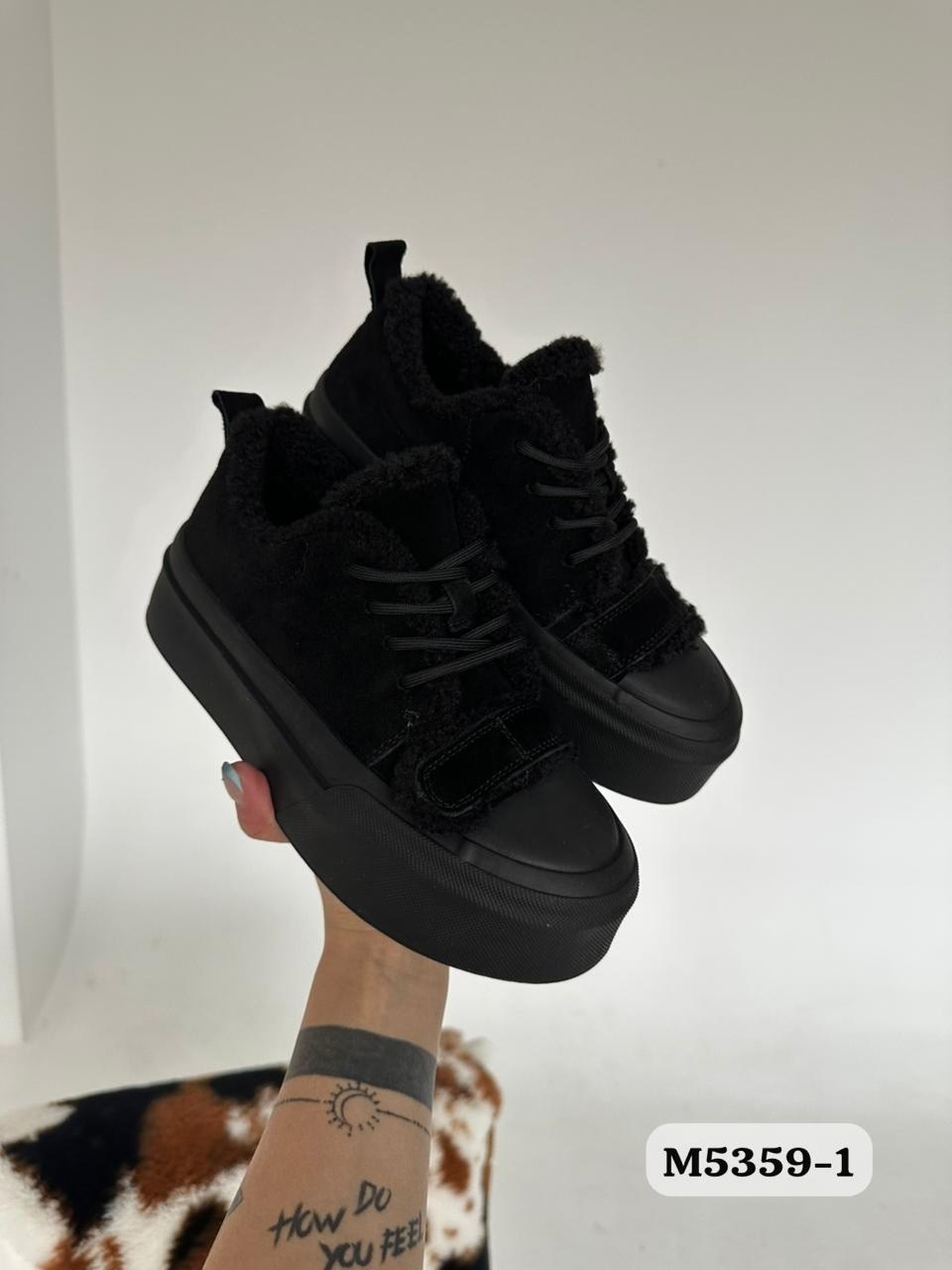 ,женская зимняя ,зимние кроссовки женские,зимние кроссовки,кеды женские зимние