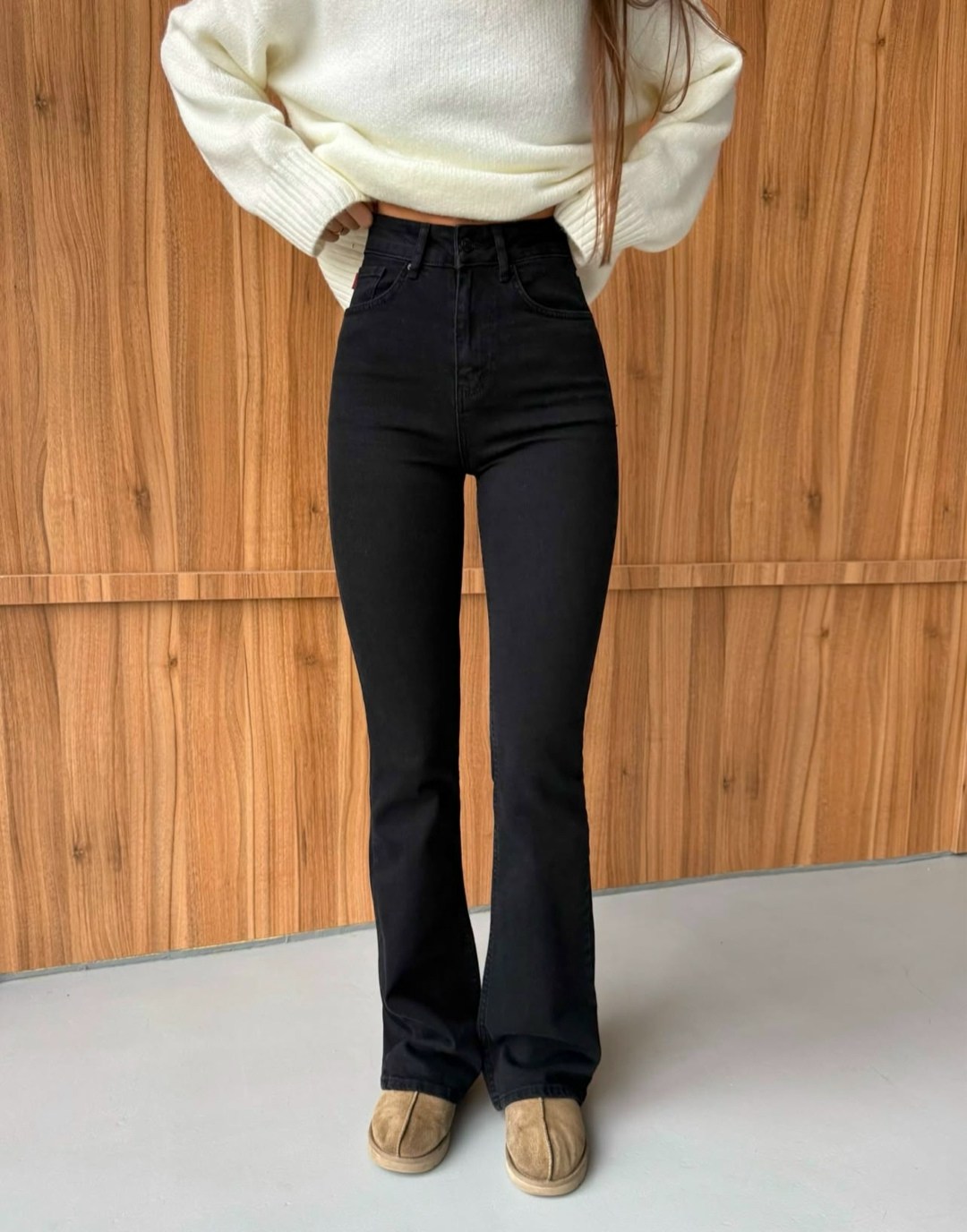 черные джинсы клеш,брюки джинсы,брюки клеш черные,брюки клеш,женские брюки клеш