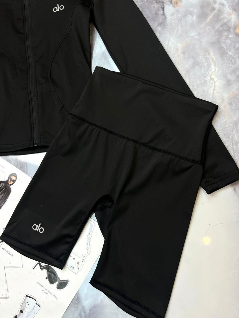 куртка повседневная,спортивная куртка,куртка женская,женская спортивная куртка,спортивная одежда женская