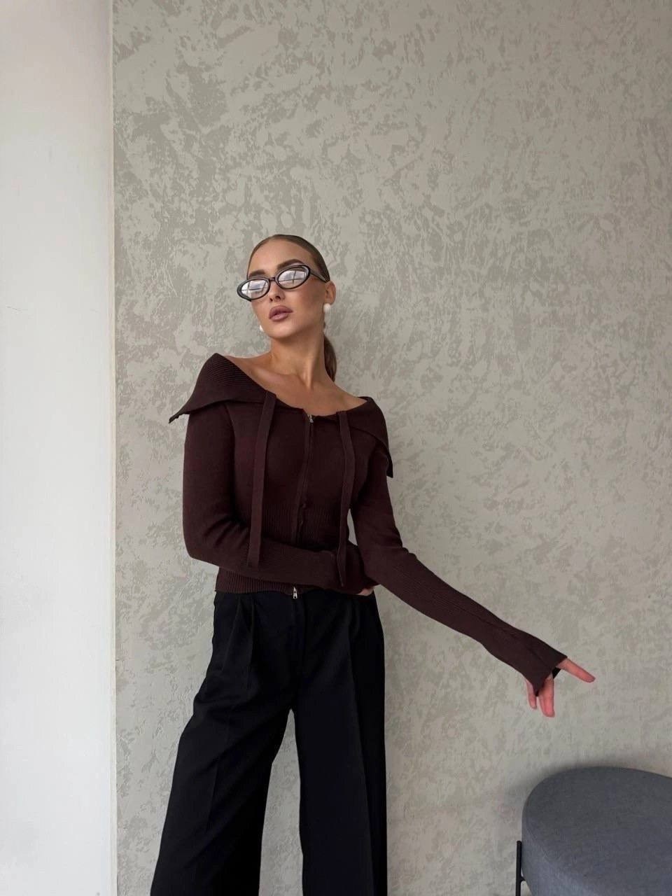 кофта с открытыми плечами,свитер с открытыми плечами,джемпер с открытыми плечами,джемпера женские,свитер укороченная