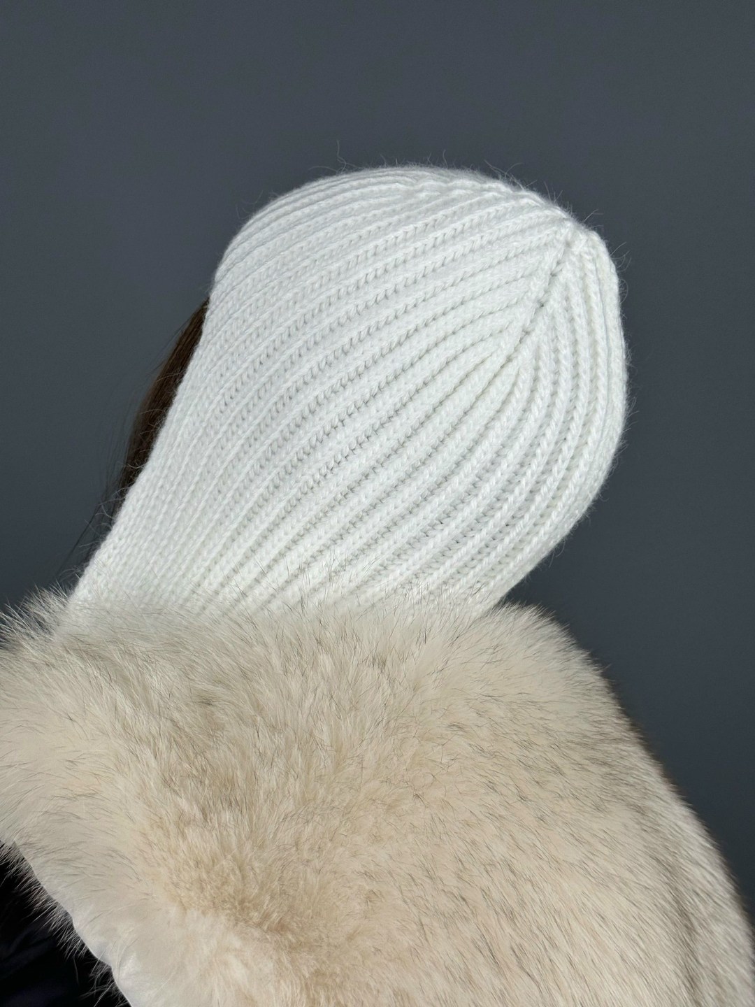 модная шапка,шапка ушанка женская,женская шапка,вязаная шапка с длинными ушами,женская вязаная шапка