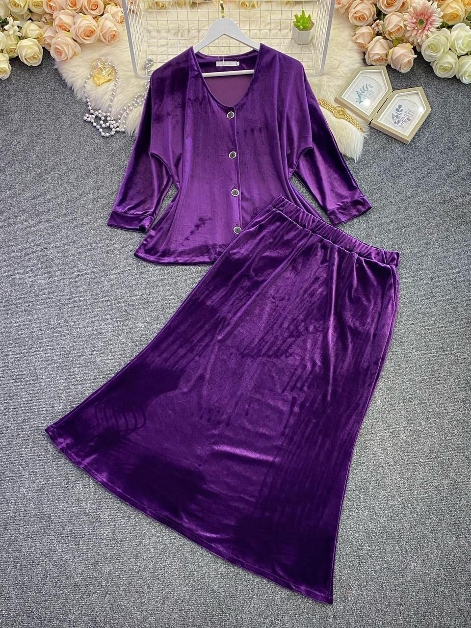 костюм велюровый женский,костюм велюровый,костюм велюр,костюм из велюра,костюм двойка стильный