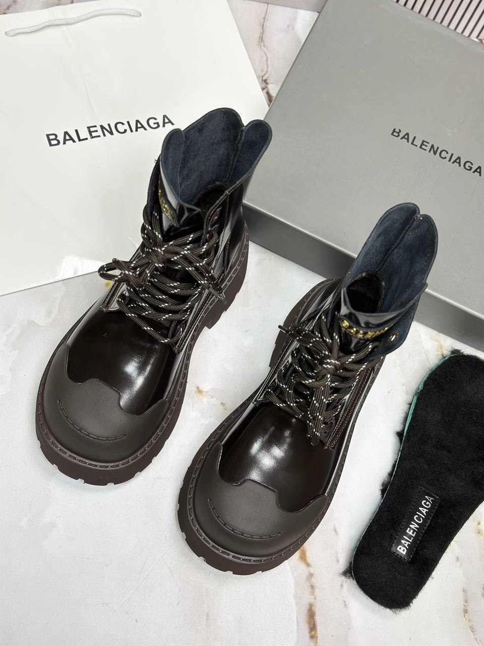 ботинки balenciaga,ботинки женские,ботинки баленсиага,ботинки баленсиага женские,большие ботинки баленсиага