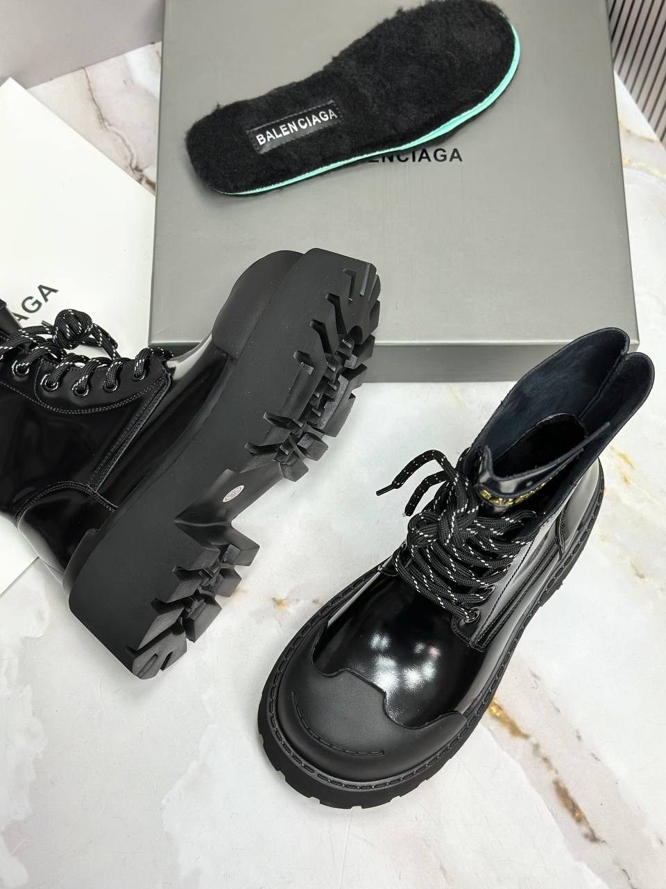 ботинки balenciaga,ботинки женские,ботинки баленсиага,ботинки баленсиага женские,большие ботинки баленсиага