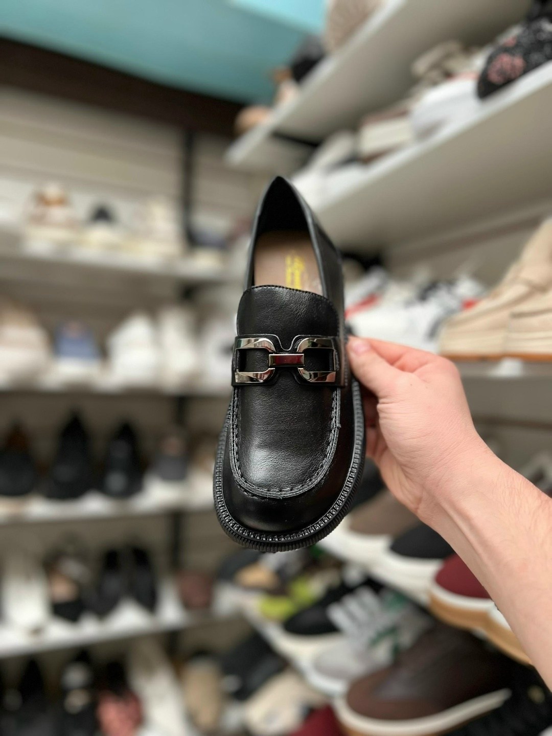 ,лоферы женские,модные лоферы,кожаные лоферы для девочки,обуви