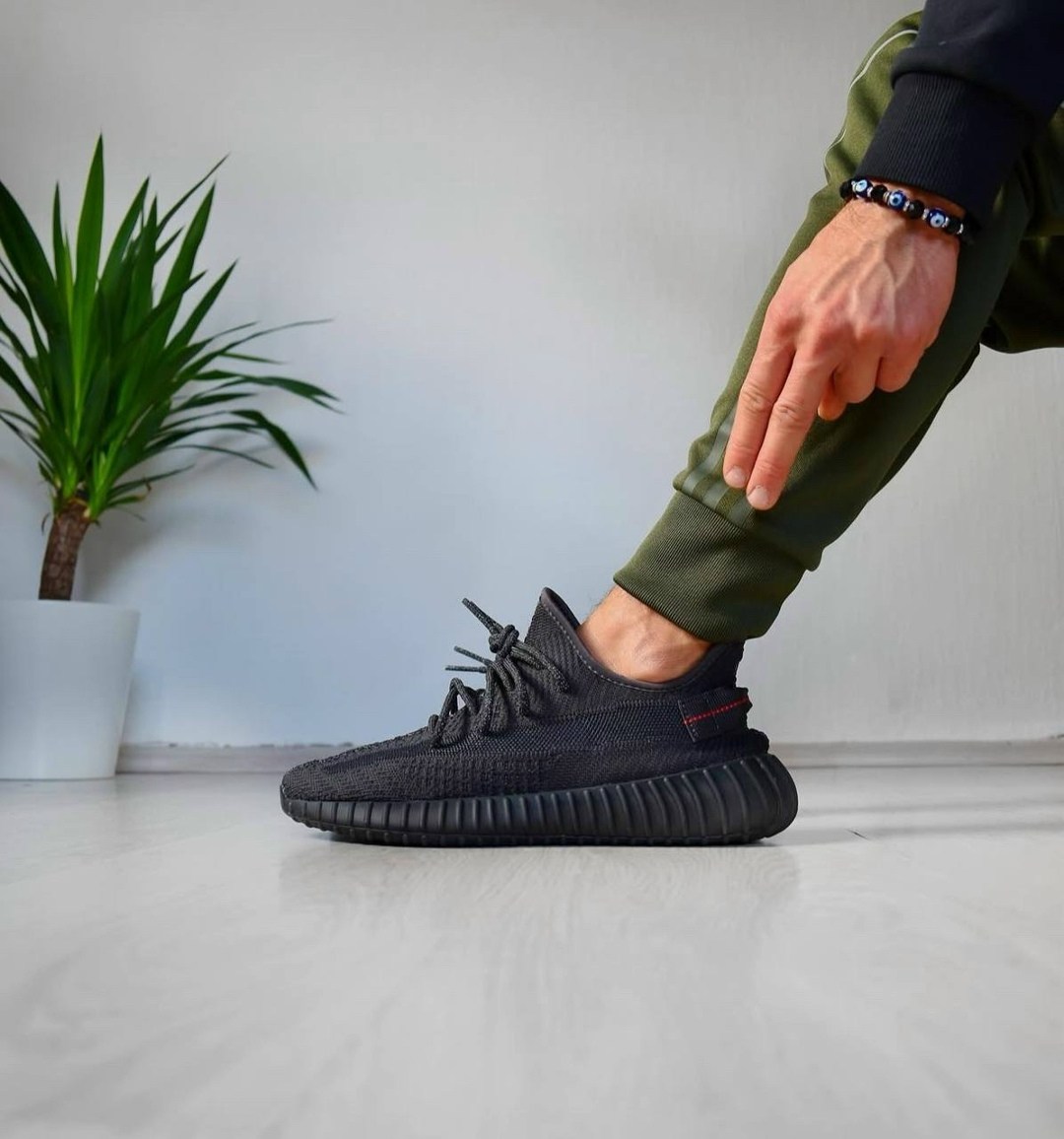 кроссовки adidas yeezy boost 350,adidas yeezy boost 350 v 2,adidas yeezy boost 350,кроссовки,adidas yeezy boost 350 v2 черные