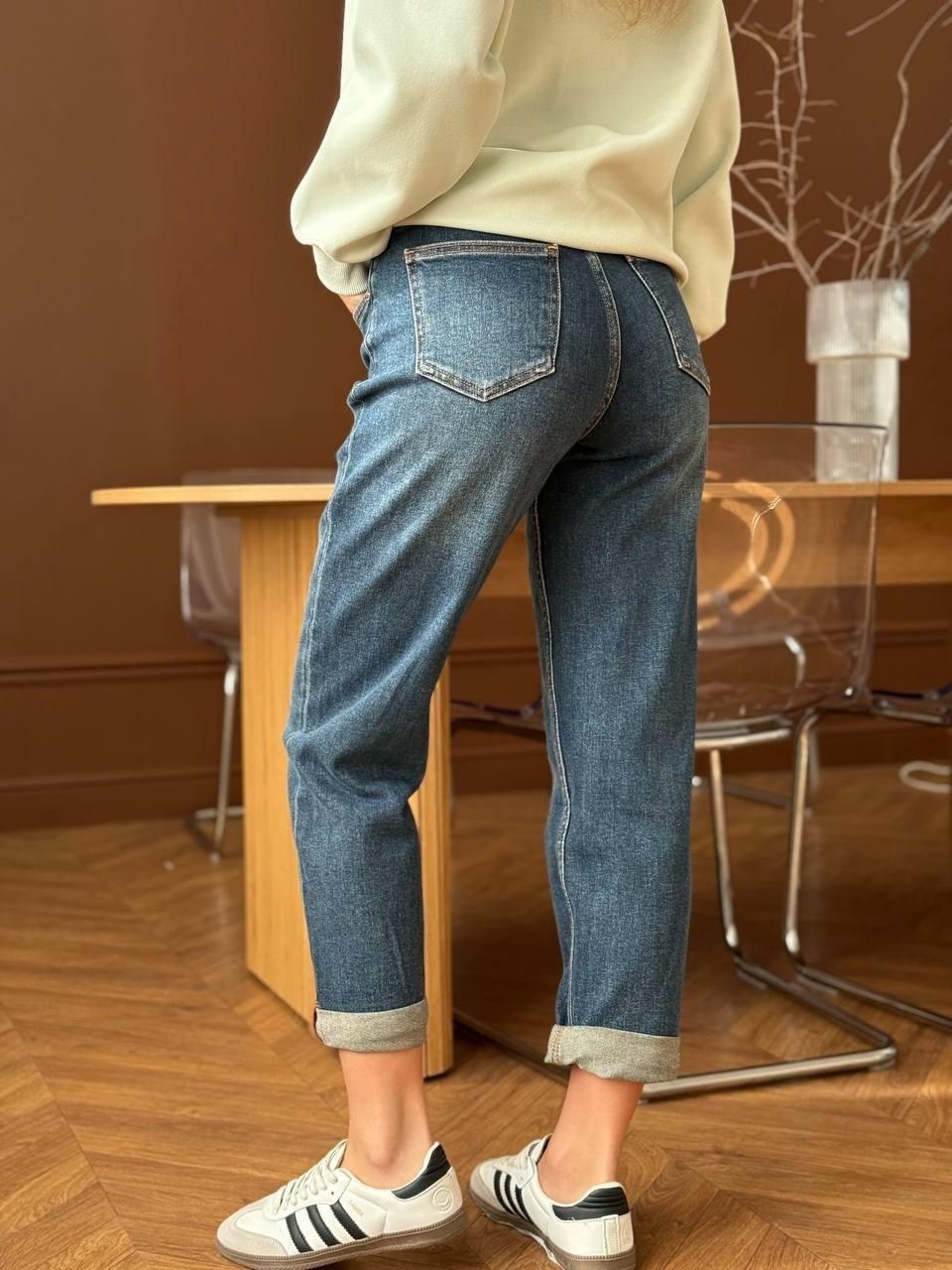 женские джинсы,джинсы mom fit из эластичного денима,прямые джинсы,джинсы женские прямые,джинсы прямого кроя