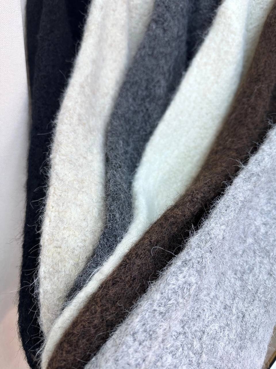 трикотажные костюмы,мода стиль,мода модная,черный стиль