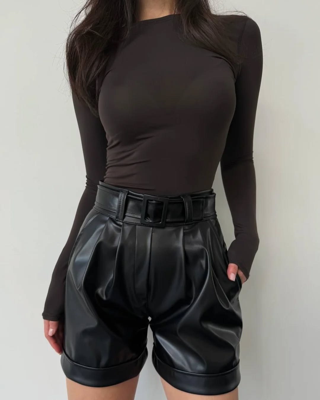 кожаные шорты женские,женские шорты,женские шорты из экокожи,женская кофта,кожаные шорты