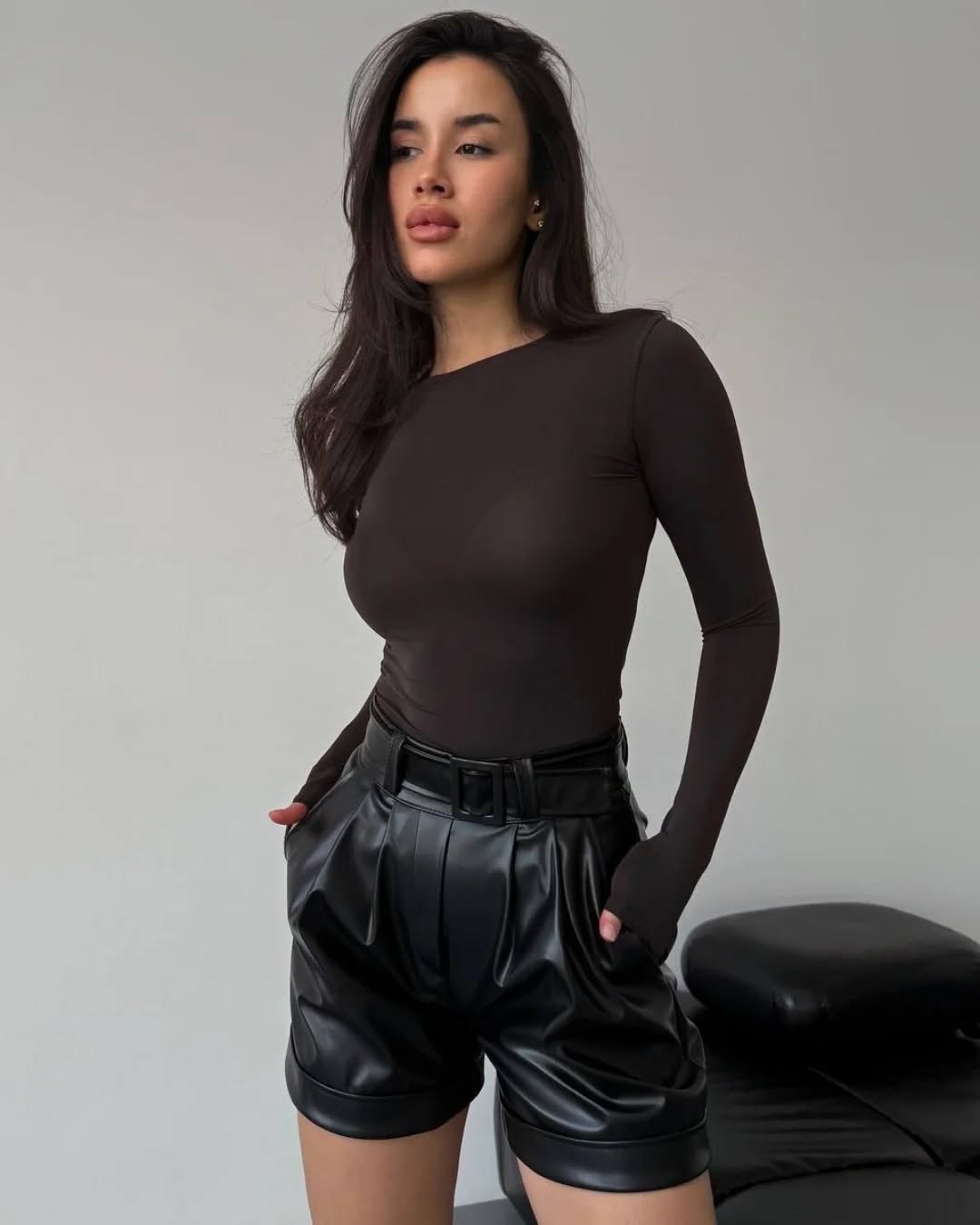 кожаные шорты женские,женские шорты,женские шорты из экокожи,женская кофта,кожаные шорты