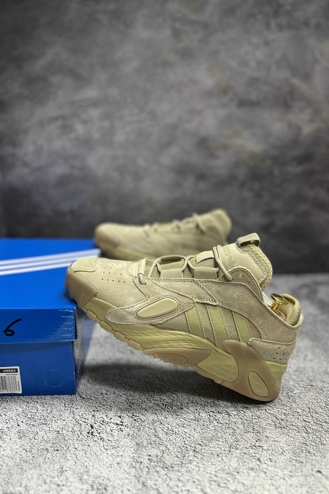 кроссовки adidas streetball,adidas originals streetball ef6984,кроссовки adidas,кроссовки adidas niteball,кроссовки adidas originals streetball