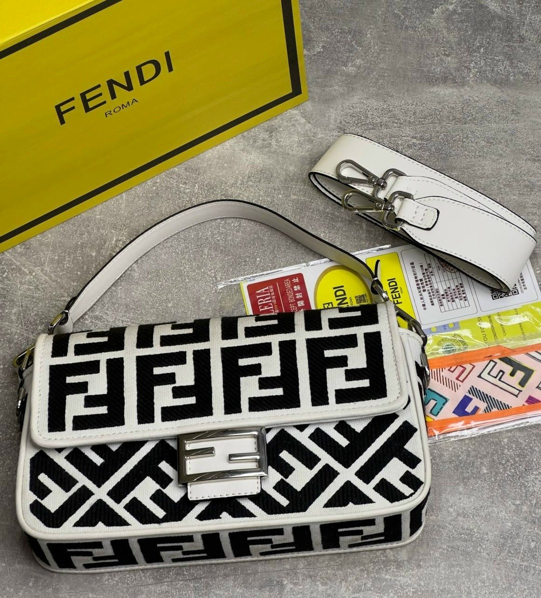 cумка fendi,женская сумка fendi,сумка fendi белый,fendi сумка на плечо,сумки фенди
