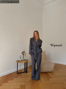 Костюм