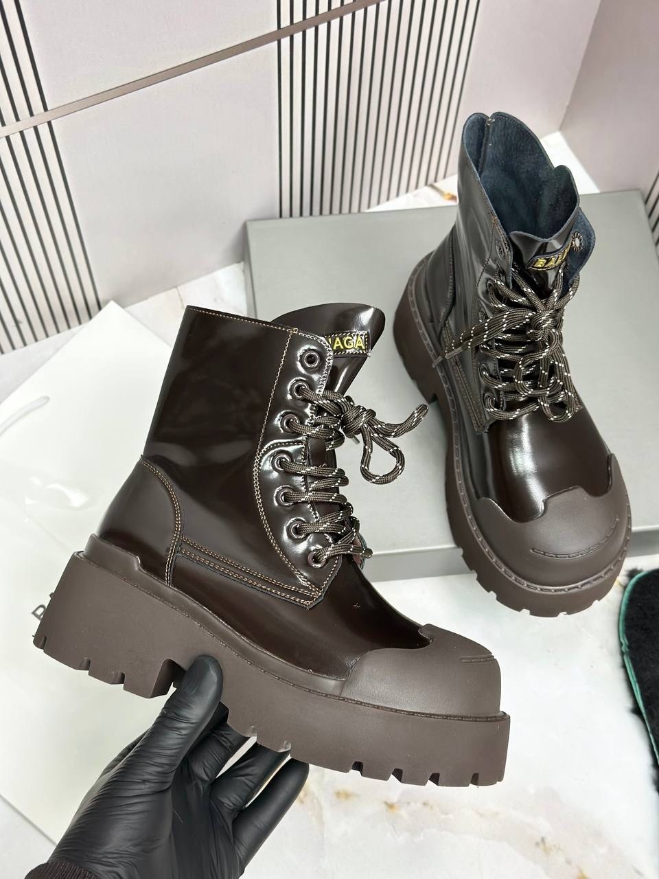 ботинки balenciaga,ботинки женские,ботинки баленсиага,ботинки баленсиага женские,большие ботинки баленсиага