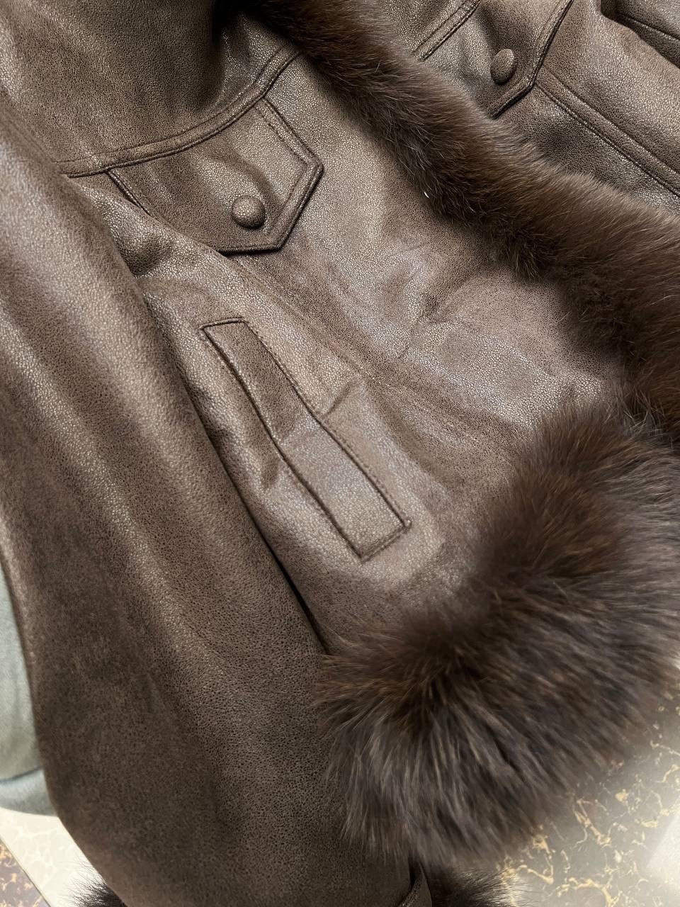 меховая куртка,модная куртка,куртка с воротником,куртка комбинированная,куртка из меха