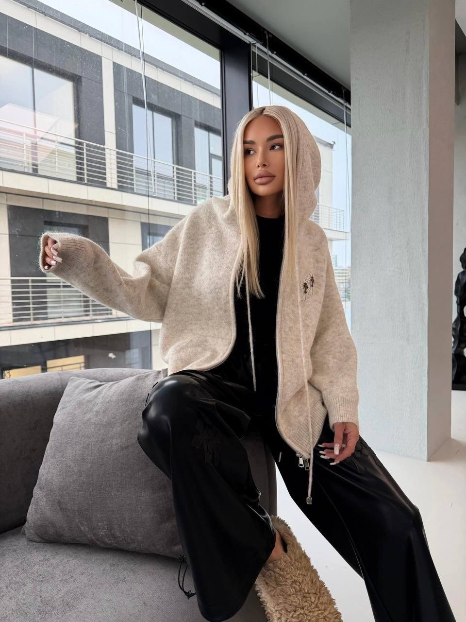 кофта с капюшоном,толстовки кофта,женская кофта,стильное худи,толстовки женская