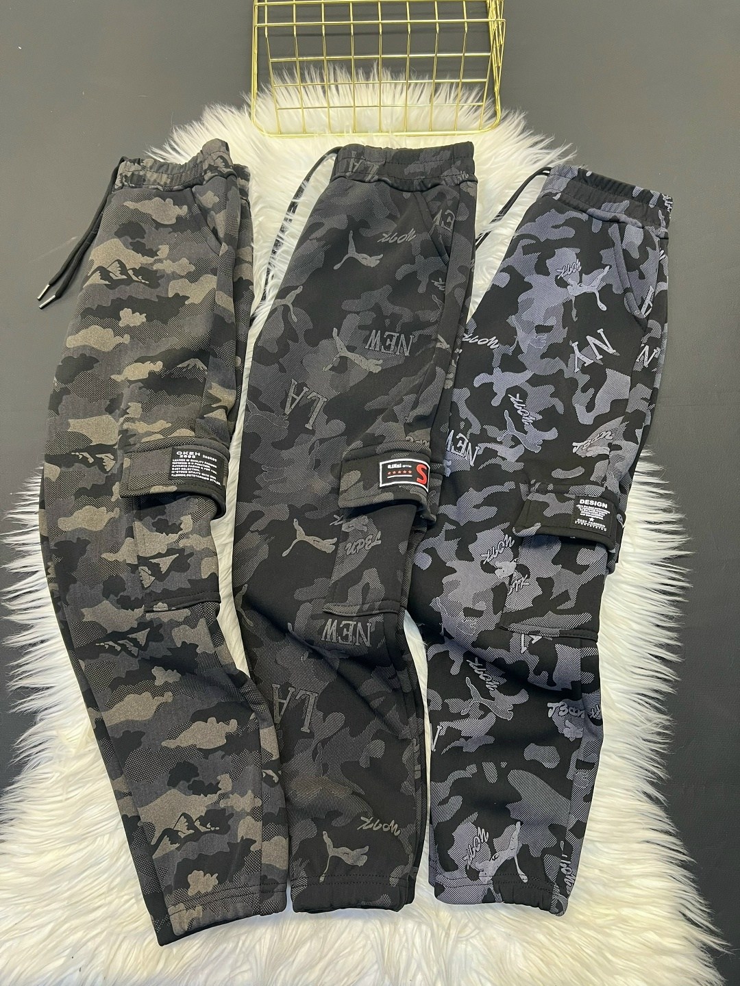 камуфляжные джоггеры,штаны камуфляжные,брюки джоггеры,брюки камуфляжные,мужские брюки карго