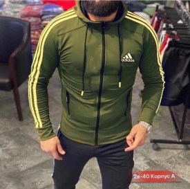 Свитер