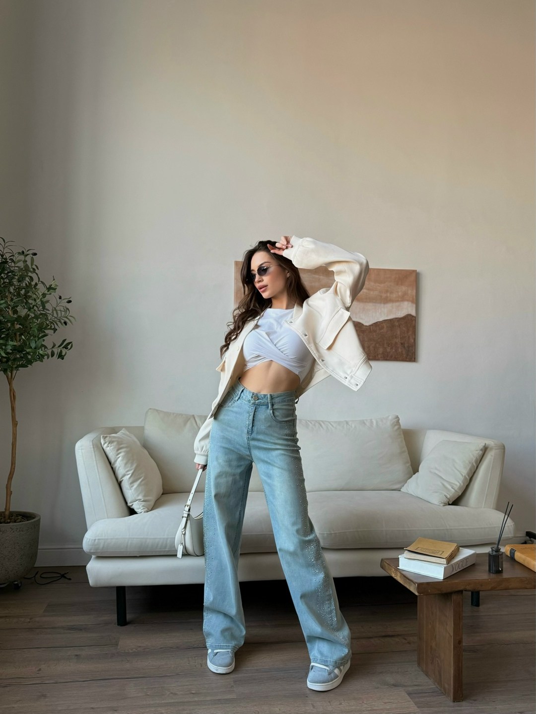 женские широкие джинсы,широкие джинсы со стразами,джинсы женские,широкие джинсы,джинсы брюки