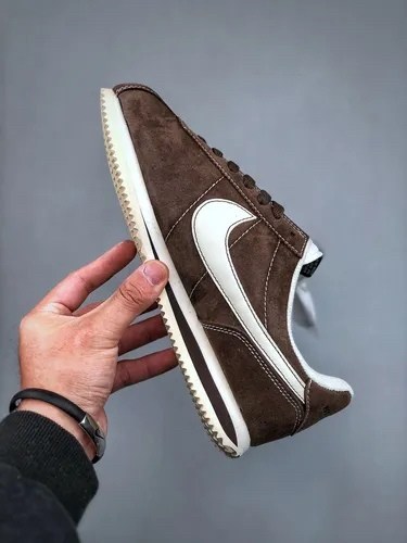 кроссовки nike classic cortez,кроссовки замша,кроссовки nike cortez,кроссовки,кроссовки cortez
