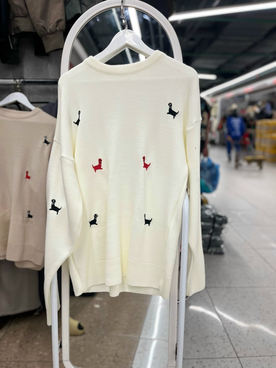 бежевый джемпер,свитер с вышивкой,повседневный джемпер,свитер,женские свитера