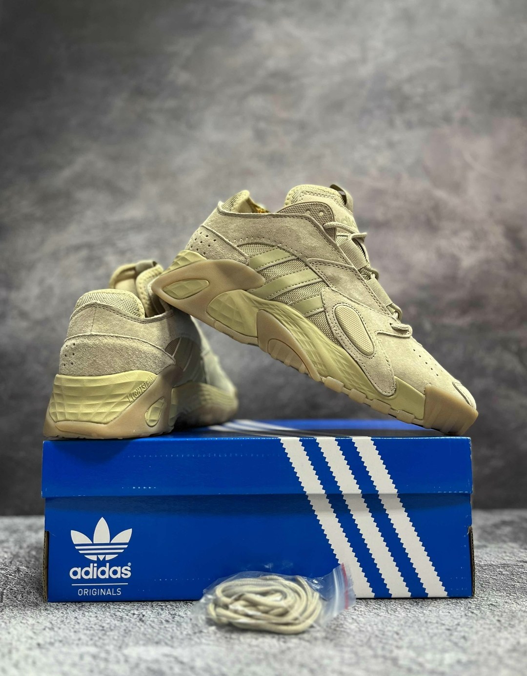 кроссовки adidas streetball,adidas originals streetball ef6984,кроссовки adidas,кроссовки adidas niteball,кроссовки adidas originals streetball