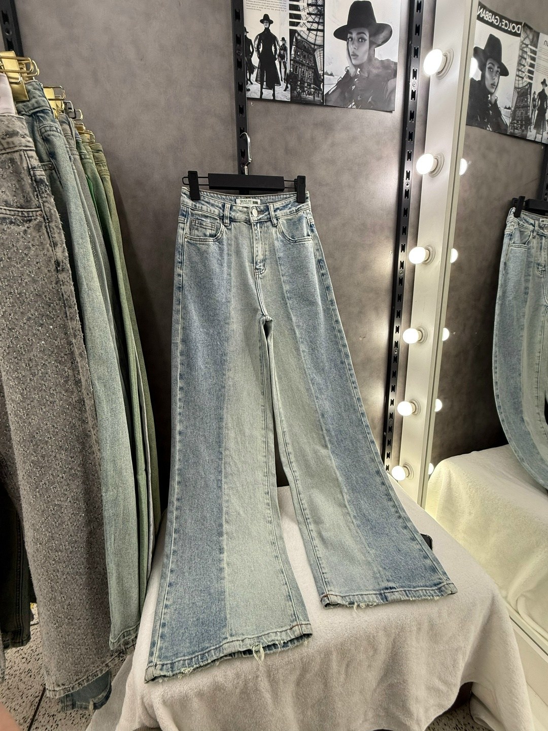 женские джинсы,брюки джинсы,джинсы джинсы,джинсы женские широкие,джинсы широкие