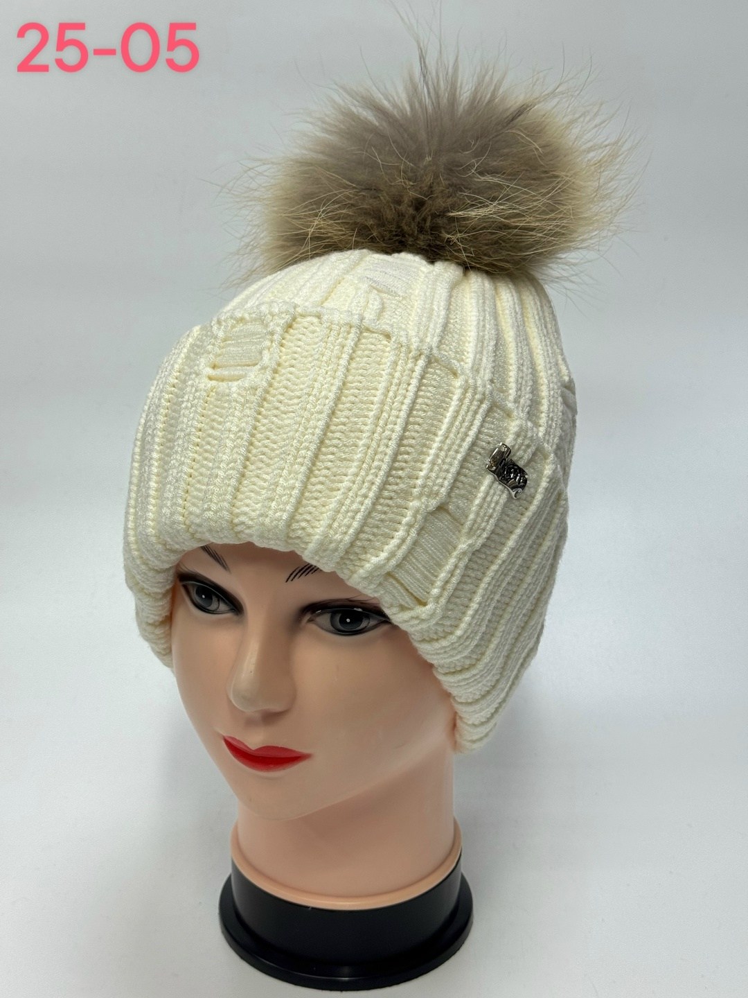 шапка женская,вязаная шапка женская,шапка для детей,зимняя женская шапка,женская вязаная зимняя шапка