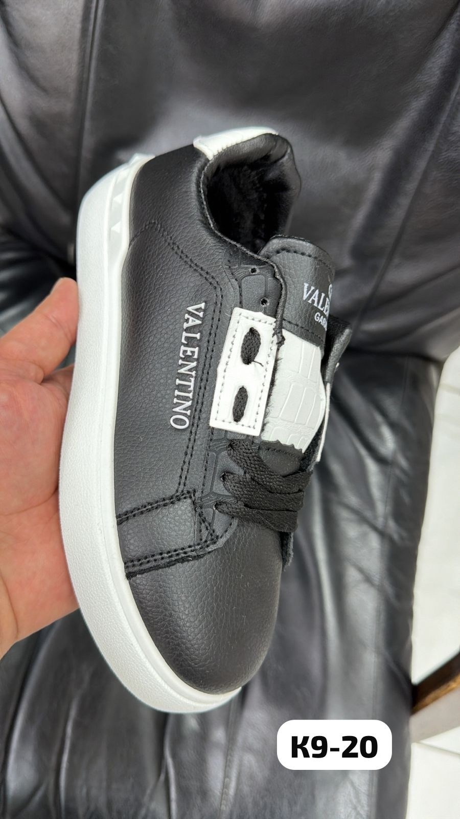 ,кеды valentino,обуви,кроссовки valentino,женская